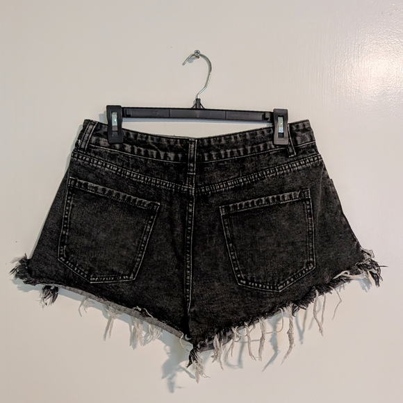 SHEIN Distressed Black Denim High Waist Shorts Tall Large - Picture 3 of 4